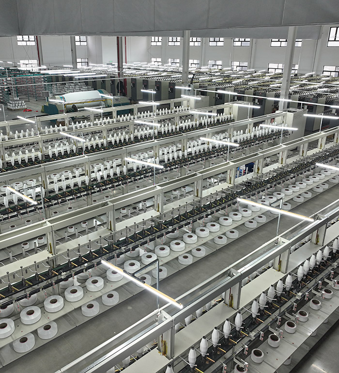 Memperkenalkan Satin Poly Pongee: Mengapa Ini Menjadi Kesayangan Mode Kelas Atas dan Dekorasi Rumah